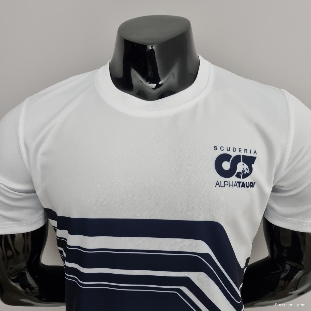 2022 فورمولا 1 2022 فورمولا 1؛ رقبة عنق طاقم من ألبهاتوري
