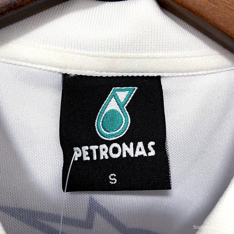 بدلة سباق مرسيدس الفورمولا 1
