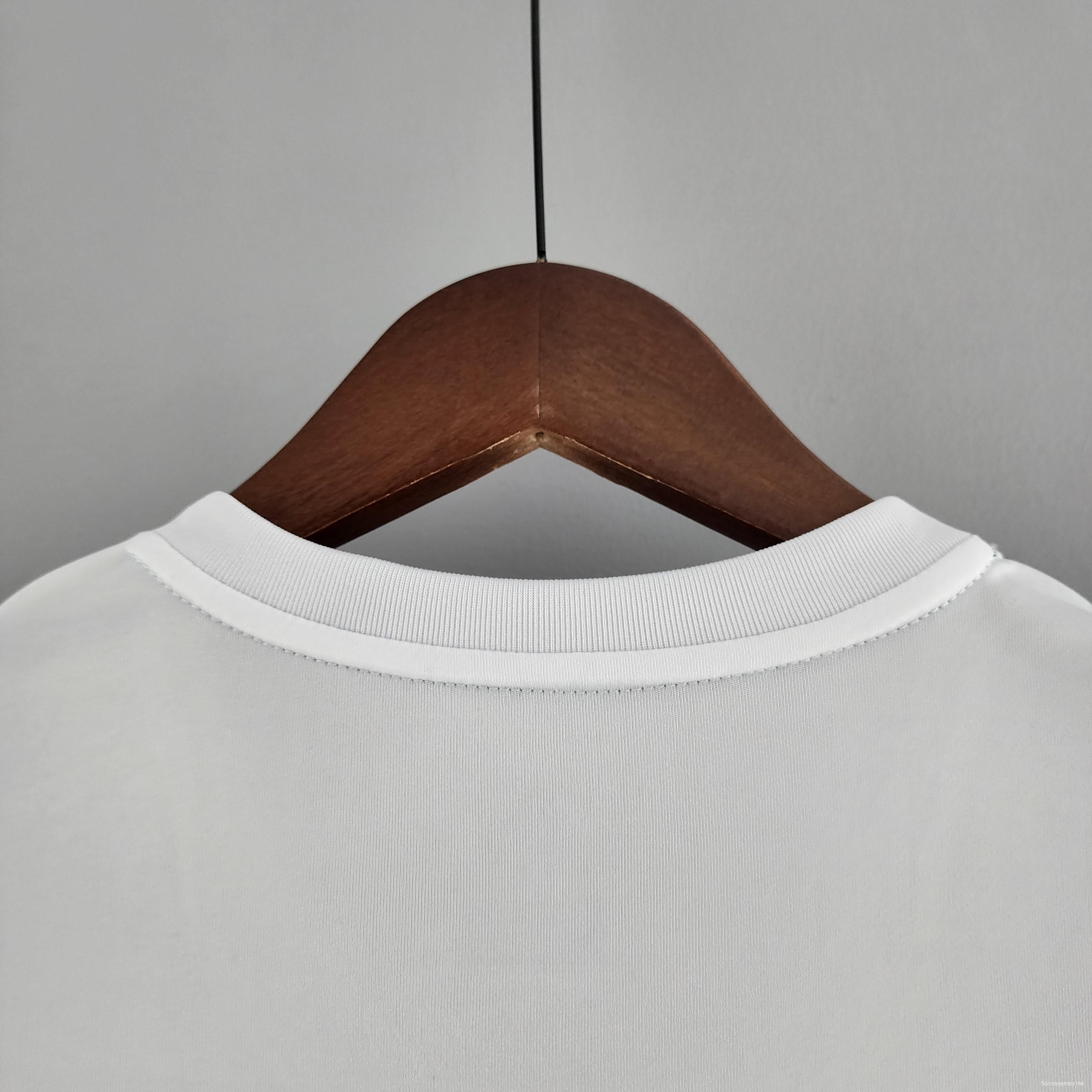 قميص ريترو 17/18 ريال مدريد الرجعية 17/18 ريال مدريد لكرة القدم
