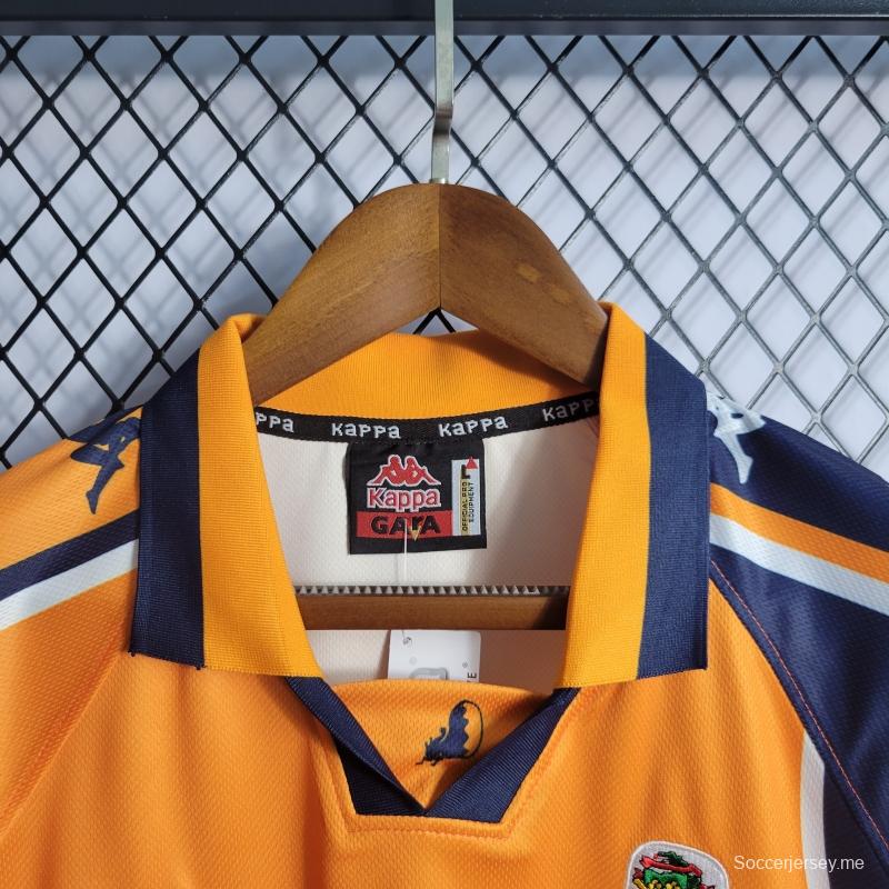 قميص كرة قدم ريترو 97-99 لبورتو خارج ملعبه
