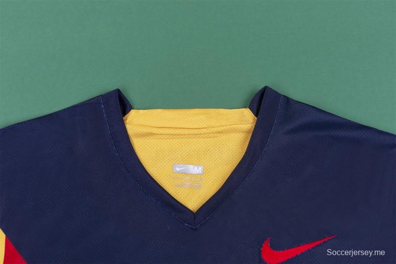 قميص كرة القدم الأساسي لكلوب أمريكا 2006 ريترو 2006
