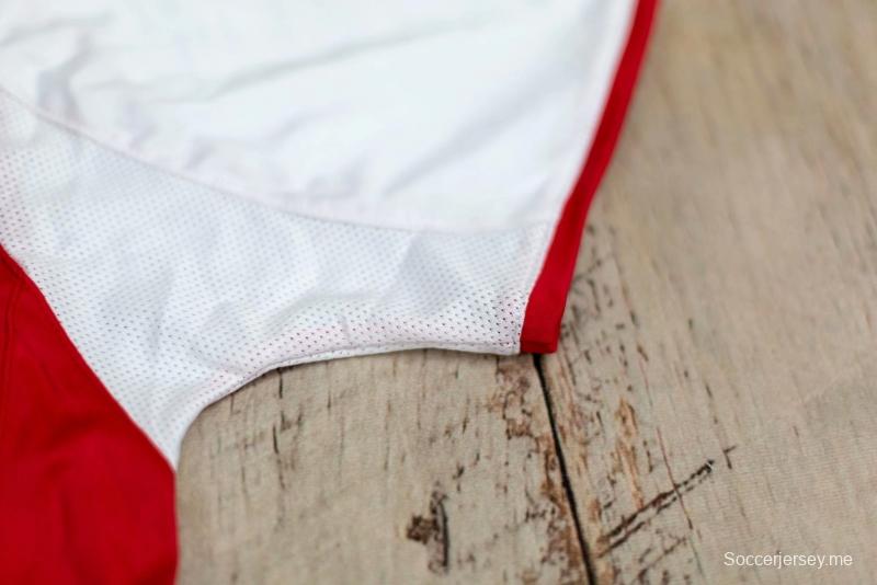 قميص كرة القدم الأساسي لأرسنال 02/04 ريترو 02/04
