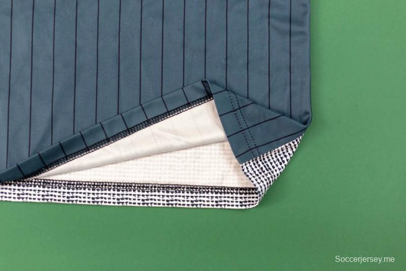 قميص مانشستر يونايتد الثالث لكرة القدم 95/96 ريترو 95/96
