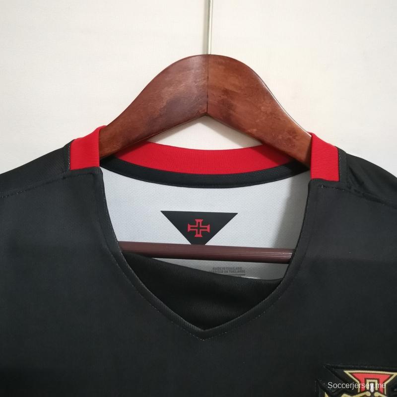 قميص كرة قدم برتغالي ريترو 2015 ذهاباً وإياباً أسود اللون
