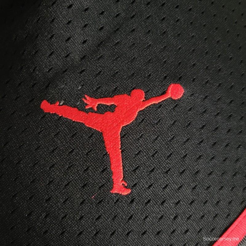 قميص أسود اللون أسود اللون رياضي دوري كرة السلة الأمريكي للمحترفين
