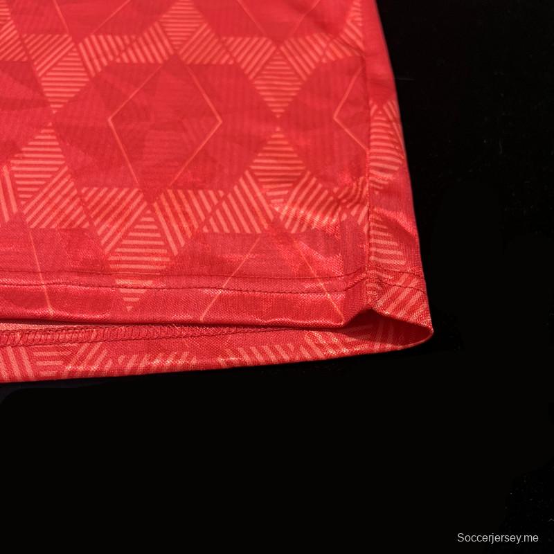 ريترو 1990 انجلترا 1990 أحمر
