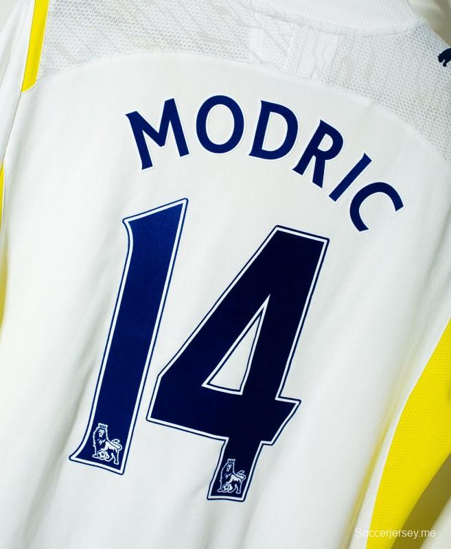 قميص توتنهام هوتسبير 09/10 ريترو 09/10 قميص توتنهام هوتسبير الرئيسي
