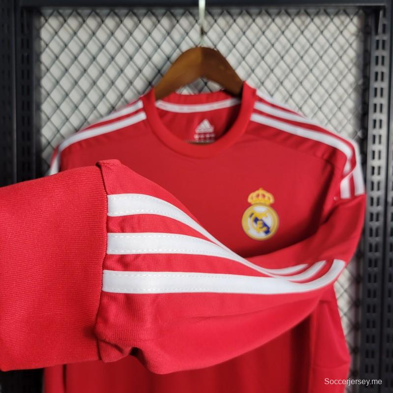 قميص ريترو بأكمام طويلة 11-12 ريال مدريد خارجي أحمر اللون
