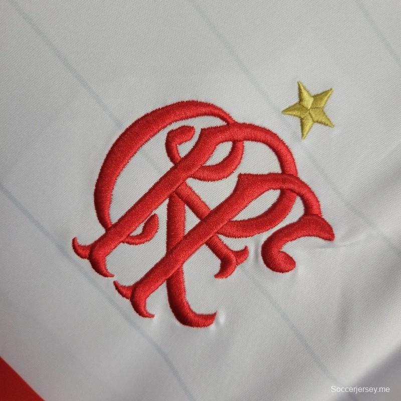 قميص أبيض ريترو 15/16 فلامنجو خارجي أبيض عتيق
