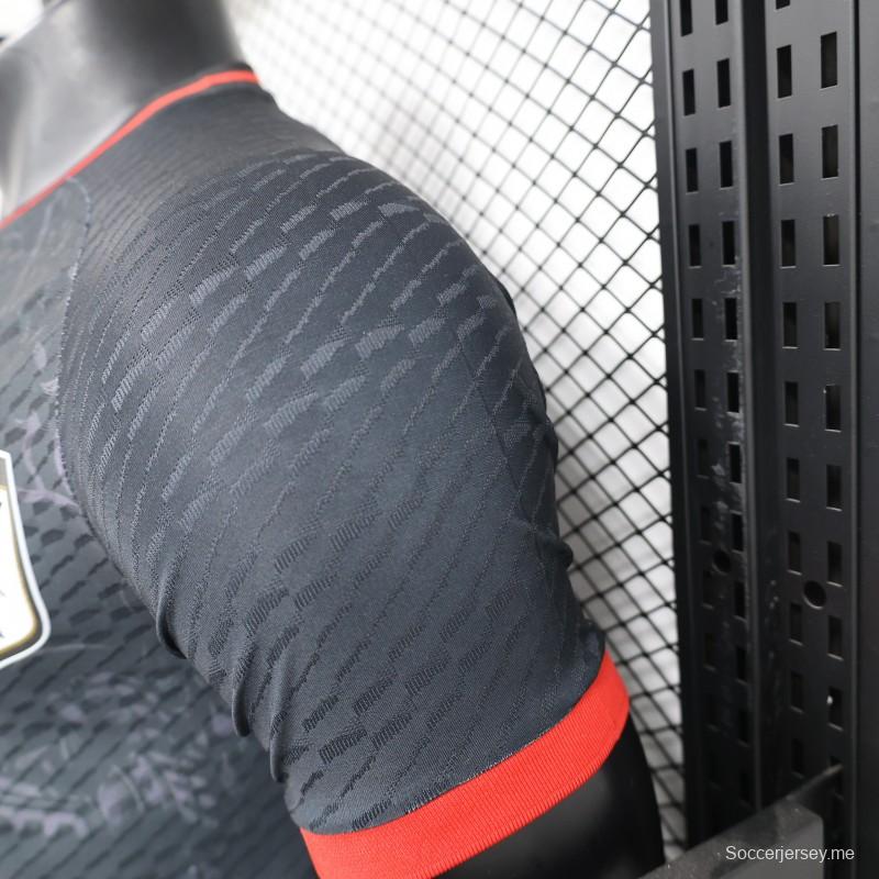 إصدار اللاعب 2024 قميص التنين الياباني الأسود ذو العينين المتوهجتين 2024
