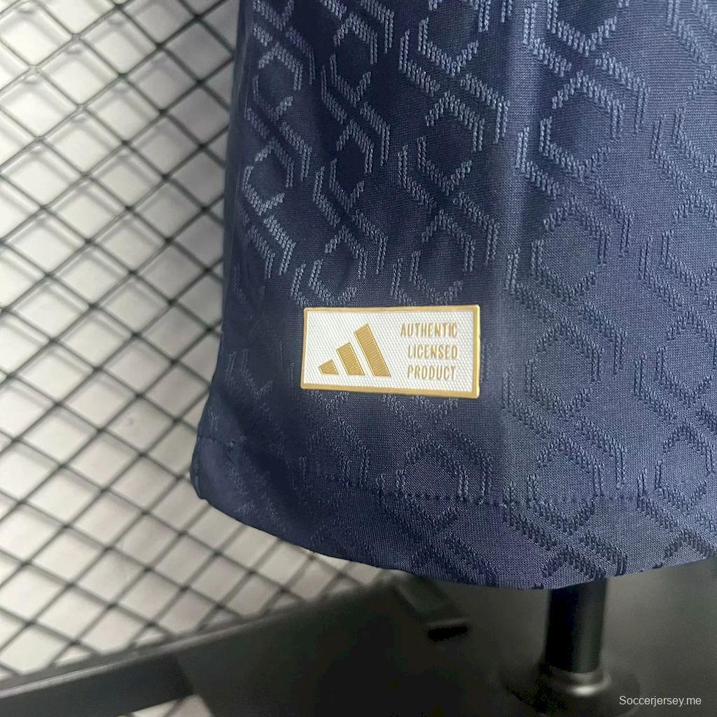 2024/25 نسخة اللاعب 2024/25 قميص يوفنتوس الثالث
