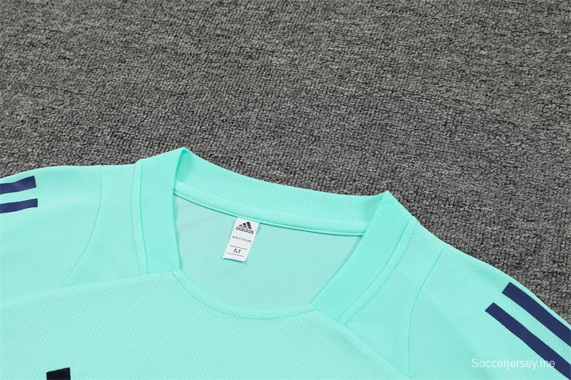 24/25 قميص بأكمام قصيرة + شورت بأكمام قصيرة ريال مدريد بحيرة ريال مدريد أزرق