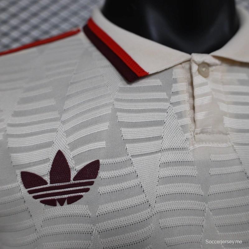 24/25 نسخة اللاعب بايرن ميونخ بايرن ميونخ الثالث بأكمام طويلة الأكمام
