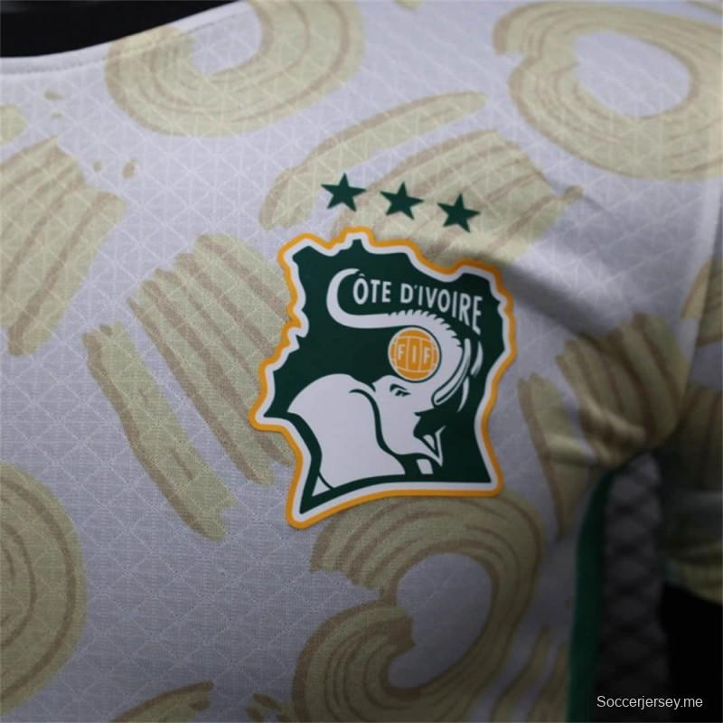 24/25 نسخة اللاعب 24/25 قميص منتخب ساحل العاج خارج ملعبه
