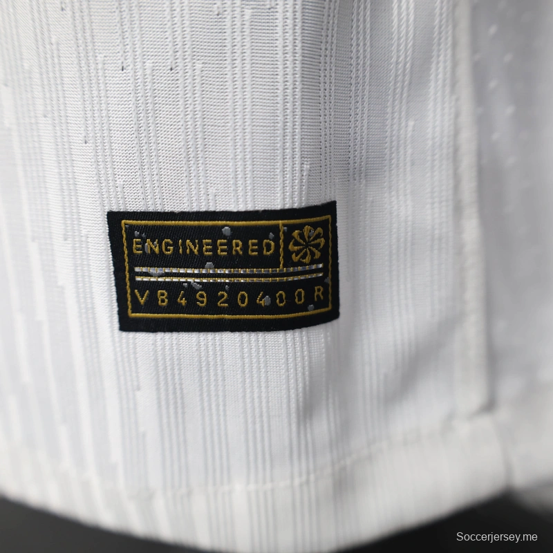 25/26 نسخة اللاعب 25/26 قميص تشيلسي خارج ملعبه