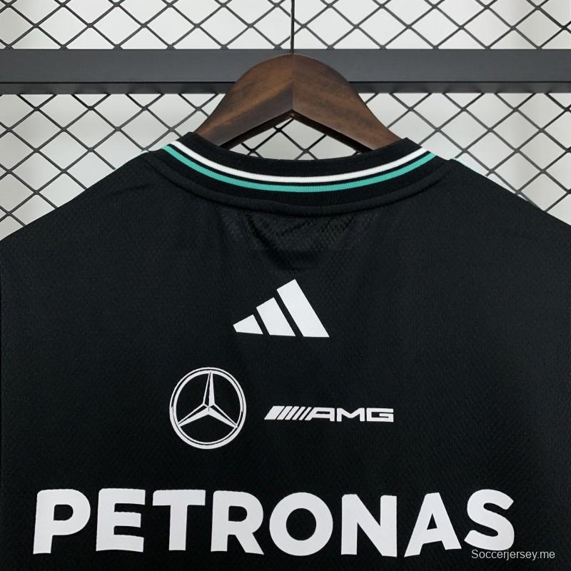 تي شيرت فورمولا 2025 فورمولا 1 AMG أسود