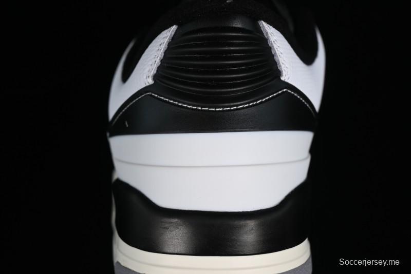 Nike Air Jordan 2/3 Retro Low-Top Basketball Shoes in White/Black - FD0383-100