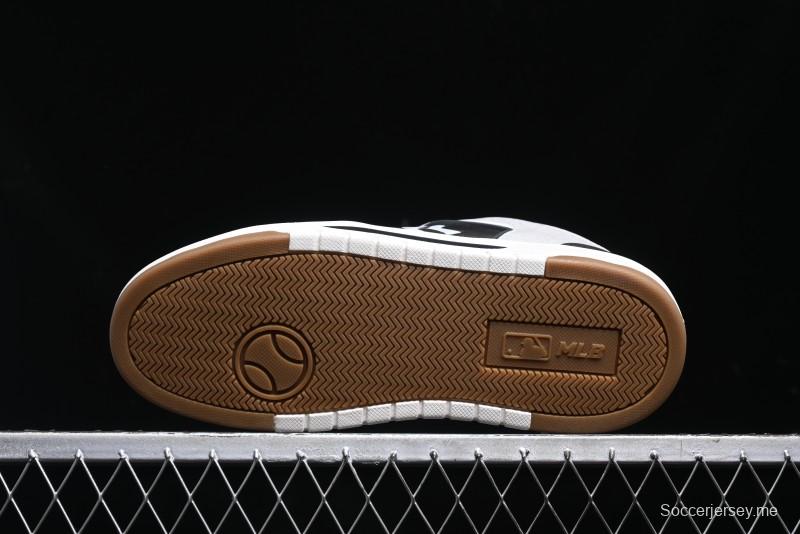 New York Yankees Chunky Liner Mid Denim Monogram Sandals with Velcro Closure - 3ASXCHL4N50GRS