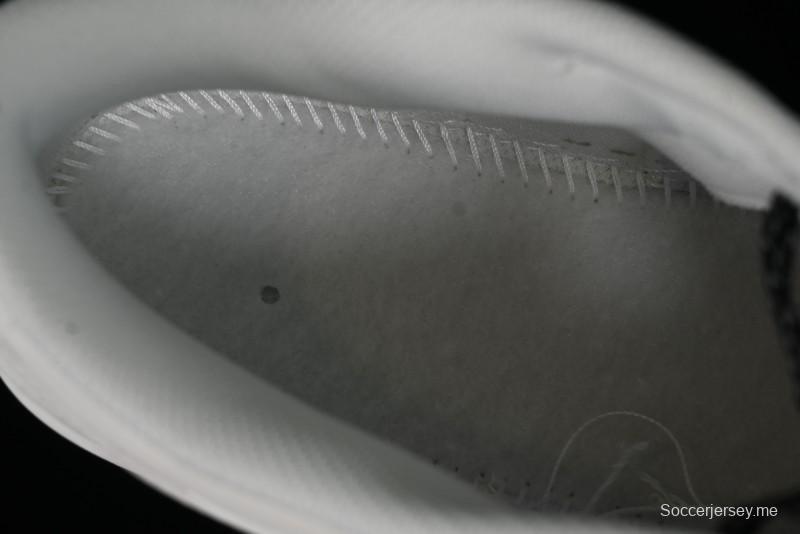 Nike SB Dunk Low Collaboration Three Swooshes Beige Black Color Low Top Casual Skateboarding Shoes - NK5639-321