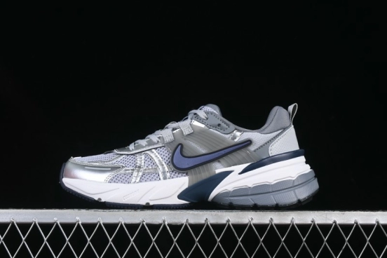 Nike Runtekk Run Retro Low-Top Running Shoes with Cushlon Midsole and Anti-Slip Design - HJ4497-002