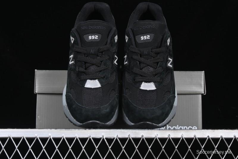 New Balance Made In USA 992 Classic Retro Running Shoes with Superior Cushioning - M992BL