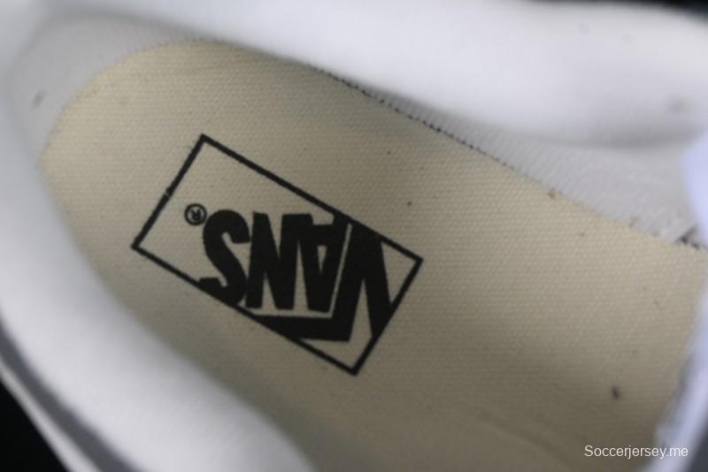 Vans Knu Skool Low-Top Retro Chunky Sneakers - VN0009QC6BT