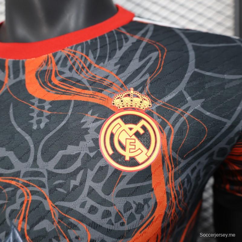 إصدار اللاعب 25/26 ريال مدريد أسود بتصميم التنين قميص ريال مدريد 25/26
