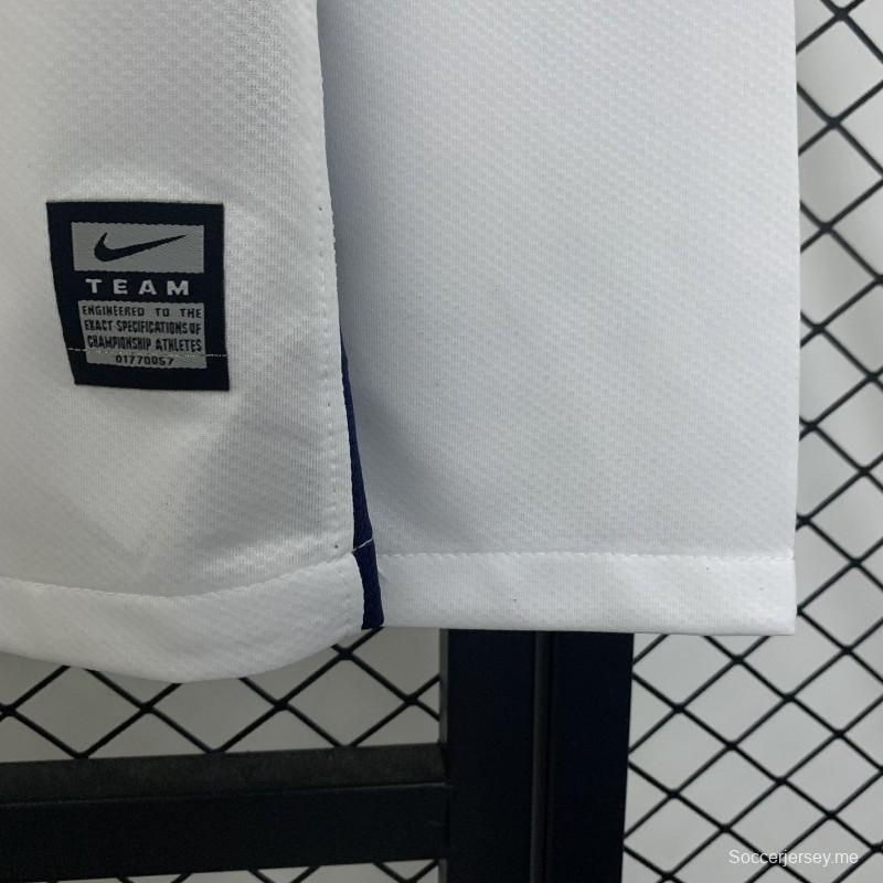 08/09 08/09 قميص ريترو مانشستر يونايتد في دوري أبطال أوروبا نسخة ذهاباً وإياباً