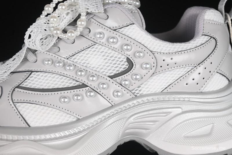 حذاء أبي كاجوال ذو سلسلة لؤلؤية من الدانتيل GG-CC - 250310 فضي