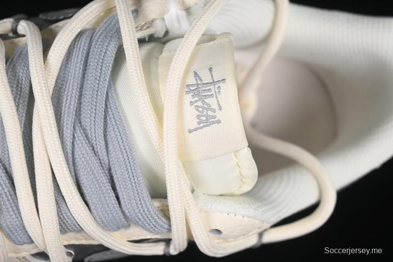 حذاء نايك اير فورس 1 '07 منخفض من نايك اير فورس 1 '07 منخفض من ستوسي كولابوريشن رمادي ماسي برباط رمادي كاجوال - DM686868-072