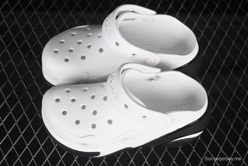 قباقيب كروكس بابل كراش العاكسة للفقاعات - B.D4