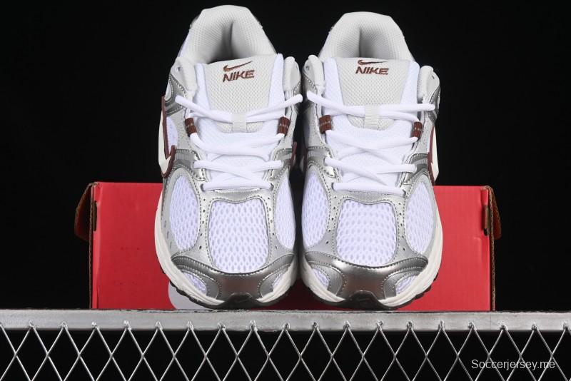 حذاء جري كلاسيكي كلاسيكي ريترو كلاسيكي من نايك في 5 رنر ميلينيوم بنعل وسطي من الفوم - HQ7901-102