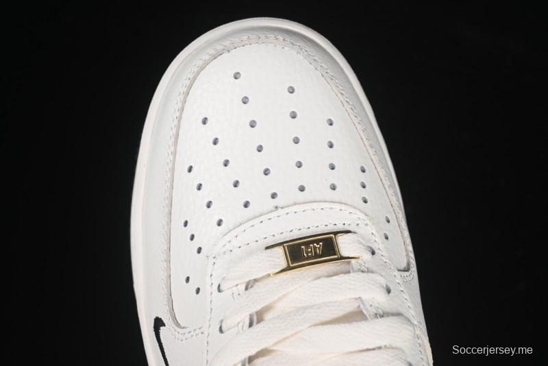 حذاء نايك اير فورس 1 '07 منخفض من نايك ذا نورث فيس تعاون ذا نورث فيس سنيكرز كاجوال بيج مزدوج سووش - AM1588-006