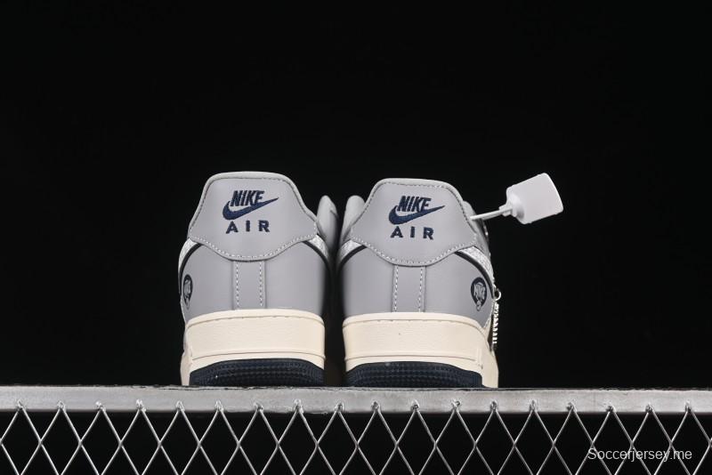 حذاء نايك اير فورس 1 '07 منخفض من نايك اير فورس 1 '07 كووس كولابوريشن بيج رمادي كاجوال سنيكرز - KK1988-077