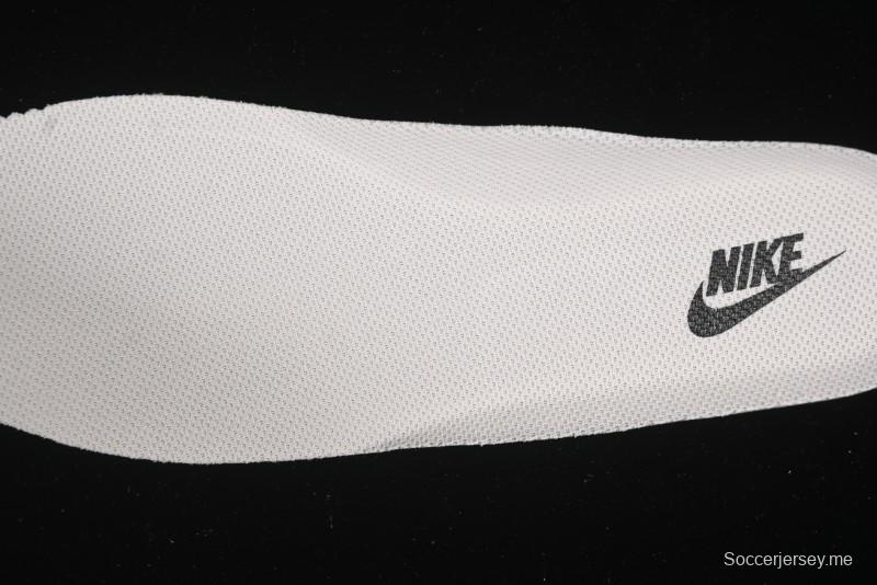 حذاء نايك اير فورس 1 '07 المنخفض من نايك اير فورس 1 '07 منخفض بنمط تعاون ديور أسود أبيض سووش سنيكرز كاجوال - XS1958-581