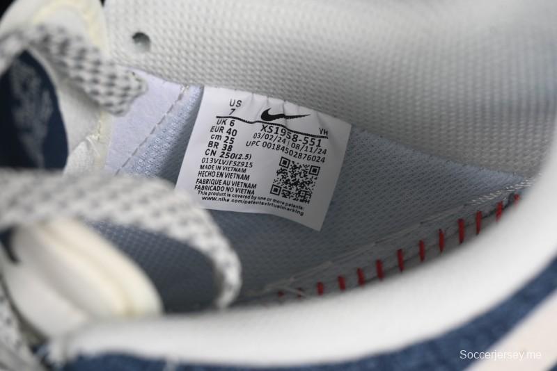 حذاء نايك اير فورس 1'07 المنخفض من نايك اير فورس 1'07 لون أزرق غامق مربعة كاجوال - XS1958-551