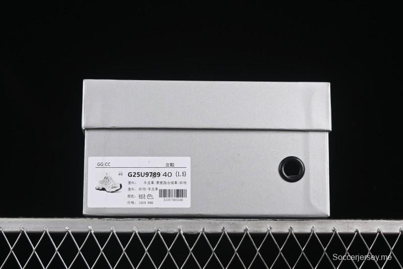 حذاء رياضي ذو رباط بتصميم نجمة بتصميم نجمة بأربطة مجوفة مع زيادة ارتفاع 5 سم - G25U9789