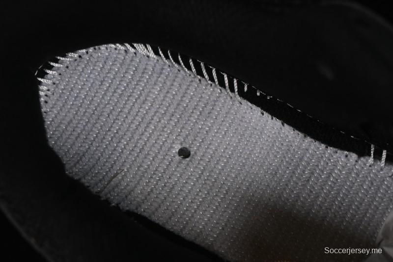 حذاء الجري الكلاسيكي الكلاسيكي من نايك V5 RNRR ميلينيوم ميلينيوم بنعل وسطي من الفوم - HJ5228-001