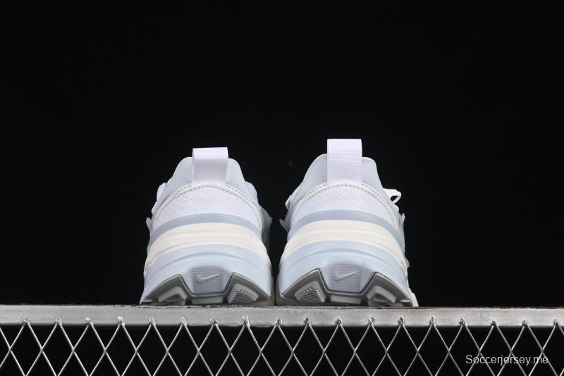 حذاء الجري رونيتيك رنتيك ران ريترو من نايك بنعل وسطي من الكوشلون وتصميم عتيق - FD0736-009