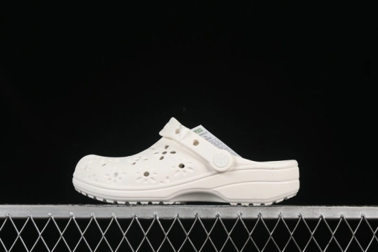 صندل كلاوج كلاسيك كلاوج صيفي شاطئي ثنائي الاتجاه من كروكس مع فتحات تهوية - B.D4