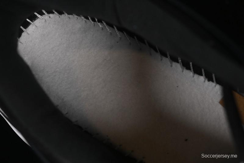 حذاء جري كاجوال من سلسلة NB9060 من نيو بالانس مع توسيد أبزورب - U9060IDE