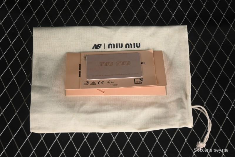 ميو ميو x نيو بالانس 530 حذاء رياضي كلاسيكي كلاسيكي منخفض الكمال من دون كعب - 530