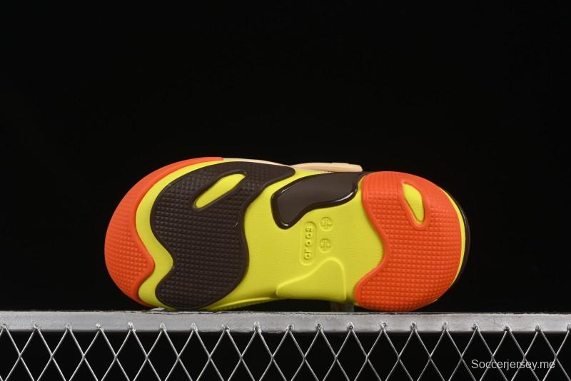 قباقيب كروكس بابل كراش العاكسة للفقاعات - B.D4