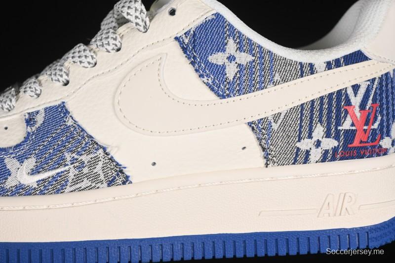 حذاء نايك اير فورس 1 '07 منخفض من نايك ستاسي كولاج بالتعاون مع ستاسي سنيكرز دنيم متدرج - XS1958-586