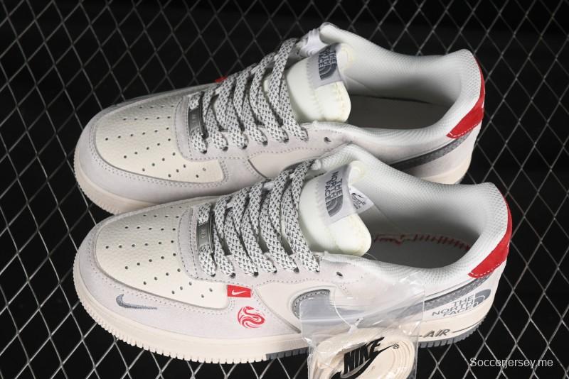 حذاء نايك اير فورس 1'07 منخفض من نايك بالتعاون مع ذا نورث فيس دوال تون إصدار عام الأفعى الرياضي الكاجوال - YX5066-313