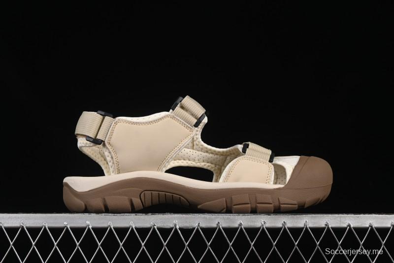 صندل صيفي بحزام كمفورت سبيد كومفورت من إيكو بتصميم مضاد للانزلاق - 63602601002