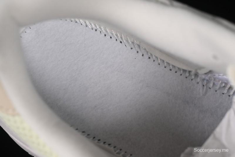 حذاء رياضي كاجوال للجري من جو فريشجودز x نيو بالانس 9060 ريترو مع توسيد أبزورب - U9060EEP