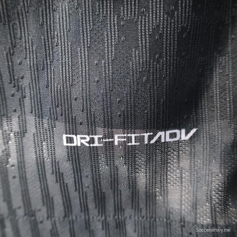 2025 الإصدار الخاص لمنتخب البرازيل الوطني 2025 قميص المنتخب البرازيلي بنسخة دينية - تصميم المسيح الفادي - أزرق غامق