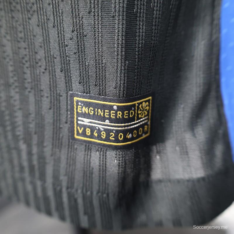 إصدار اللاعب 24/25 برشلونة × ترافيس سكوت قميص برشلونة × ترافيس سكوت خارجي أسود مع راعي أحمر