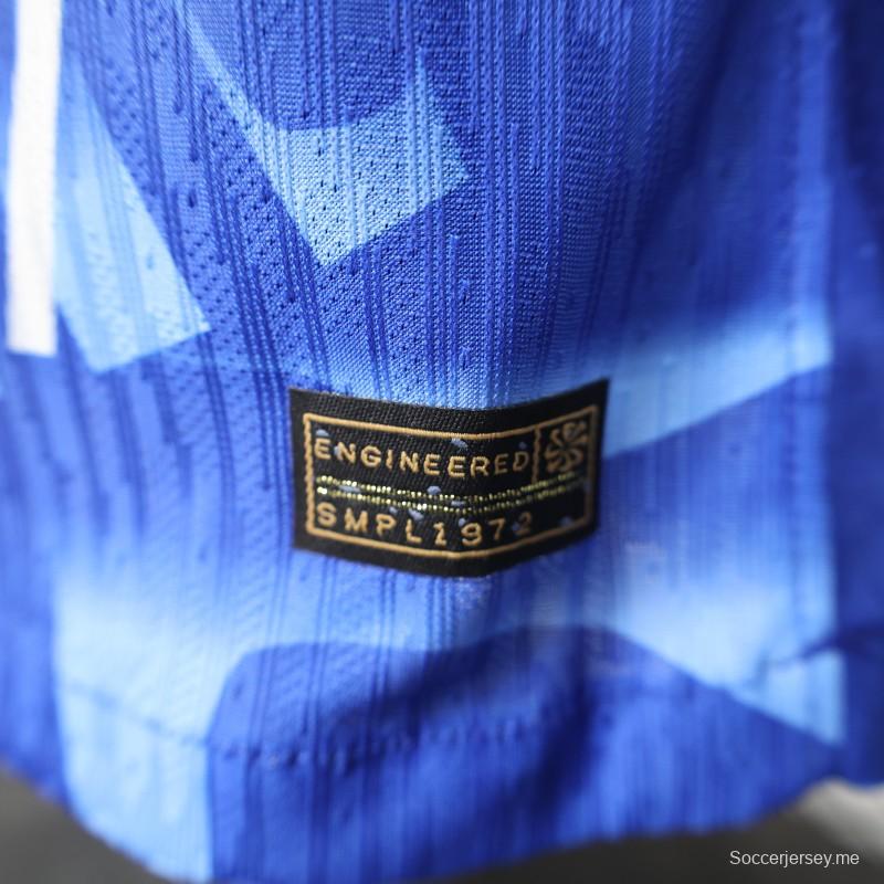 إصدار اللاعب 25/26 قميص بوماس أونام أونام خارج الملعب